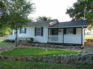 2765 Peach Orchard Rd, Maryville, TN 37803