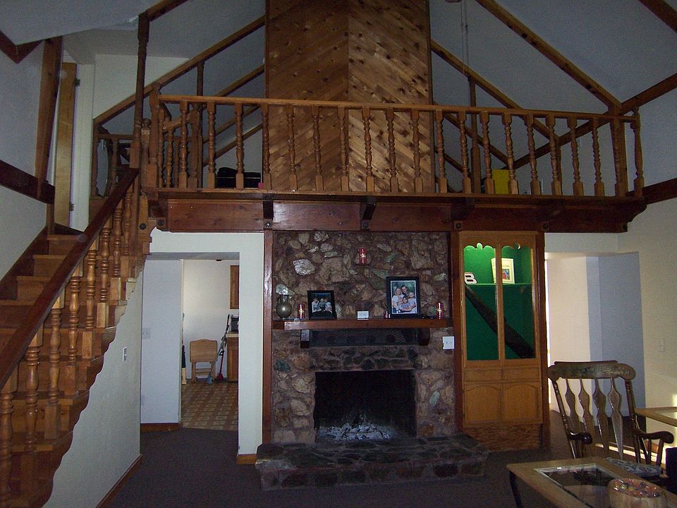 2nd image of 358 Lausen St