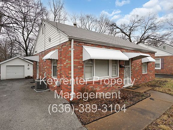 2nd image of 1045 N New Florissant Rd