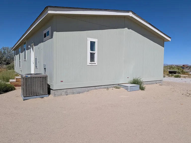 6855 Equinox Ln — Photo 20
