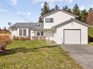 681 Moralee Dr, Comox, BC V9M1A5