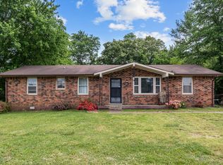 532 Gale Dr, Clarksville, TN 37040