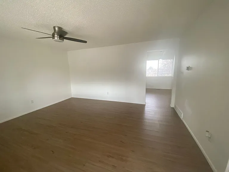 1428 W 300 N — Photo 12