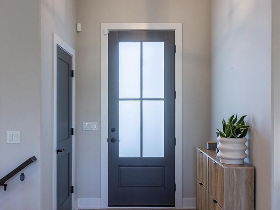 5th image of 20810 Frances Cir