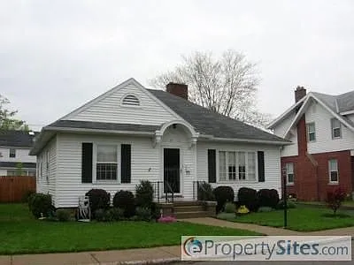 27 Huron Rd photo 1