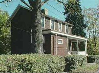 814 Wall St, Mc Donald, PA