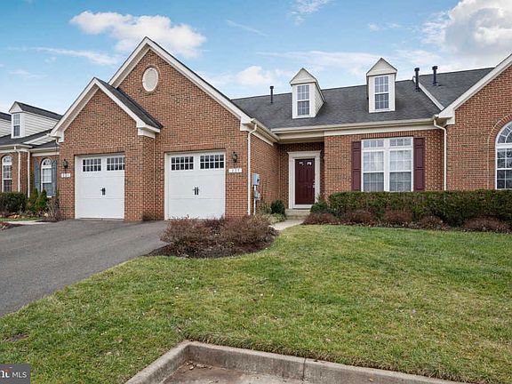 2nd image of 227 Onyx Way