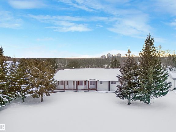4th image of 57420 Range Rd #252