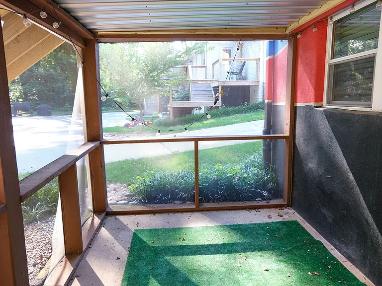 27 Swanson Ct — Photo 31
