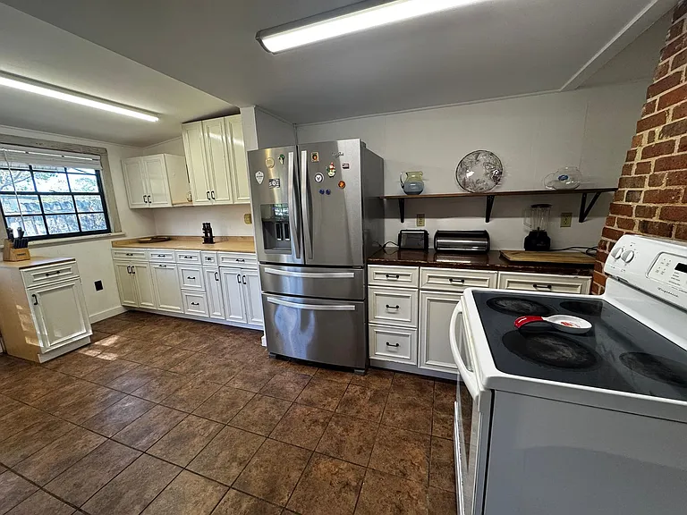 630 N Crooked Lake Dr — Photo 9