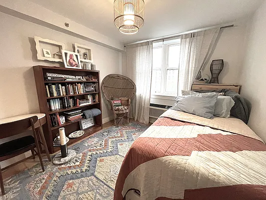 Rented by Keller Williams NYC | media 31