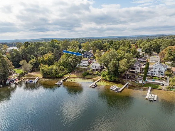 3 Evergreen St, Southwick, MA 01077