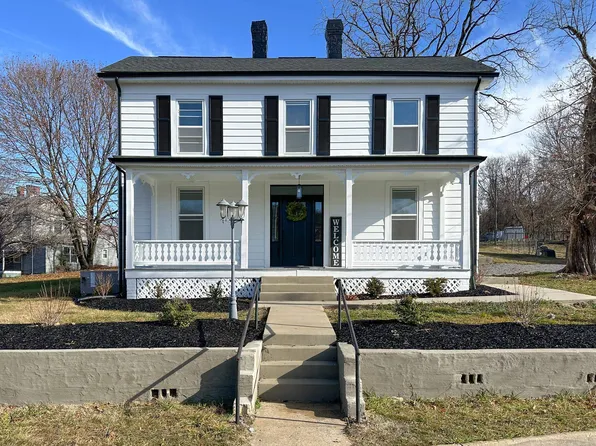 531 Calvert St, Staunton, VA 24401