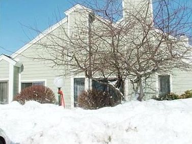2nd image of 449 Nassau Dr