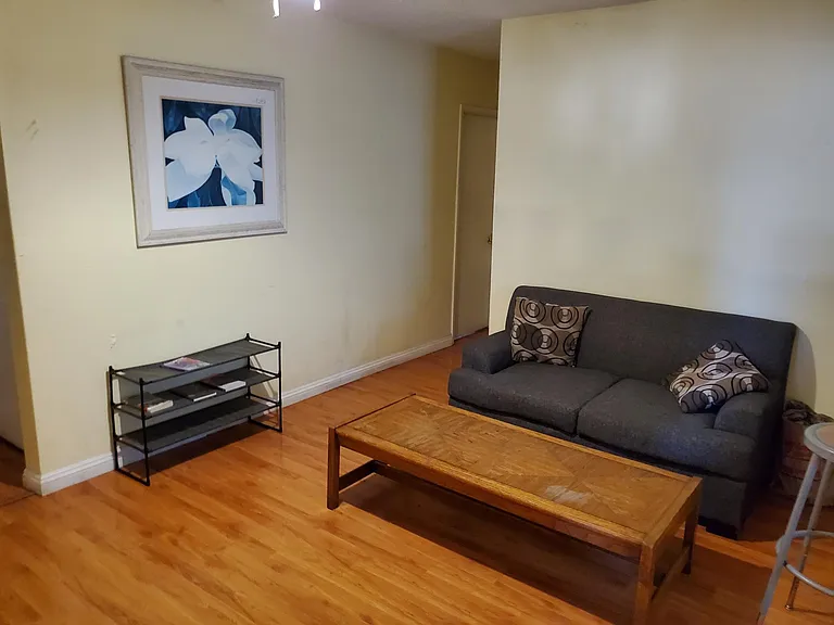 927 N Dudley St — Photo 6