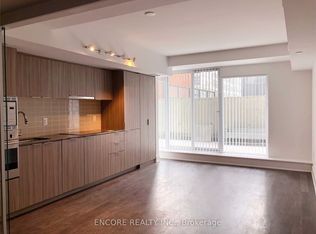 955 Bay St #1216, Toronto, ON M5S 2A3