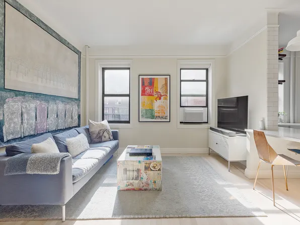 504 Grand Street image 1 of 6