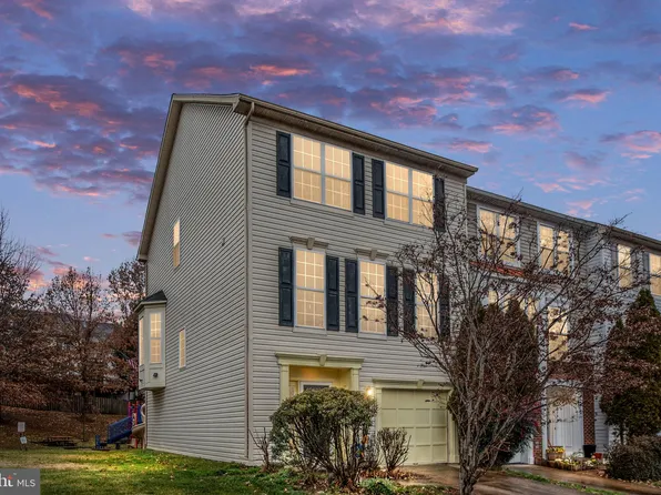2972 Stockholm Way, Woodbridge, VA 22191