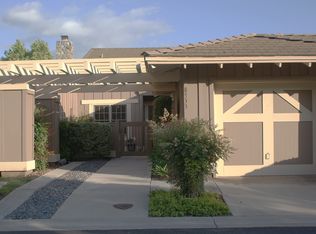 8533 Circle R Course Ln, Escondido, CA 92026