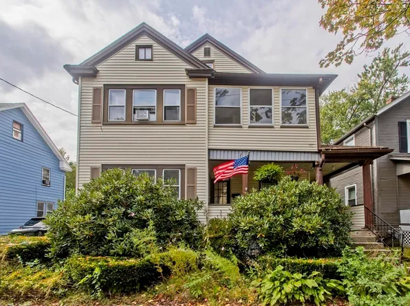 48-50 Howes St, Springfield, MA 01118