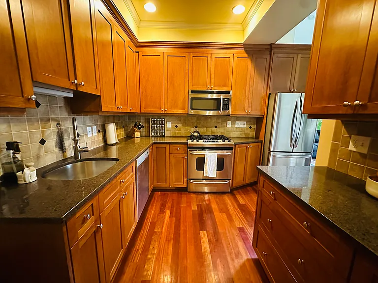 227 Mountain Ave #6 — Photo 1