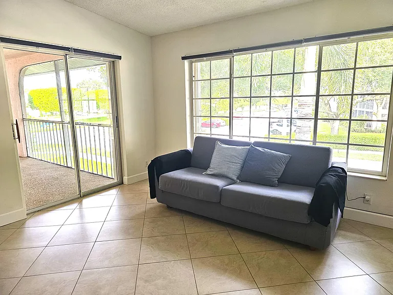 13851 Oneida Dr #D2 — Photo 15