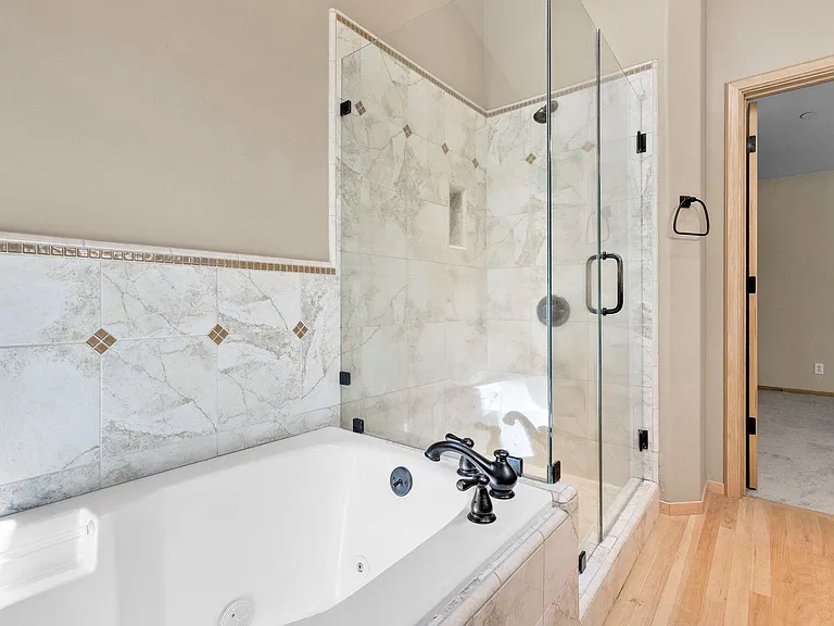 310 Wild Iris Ln — Photo 24