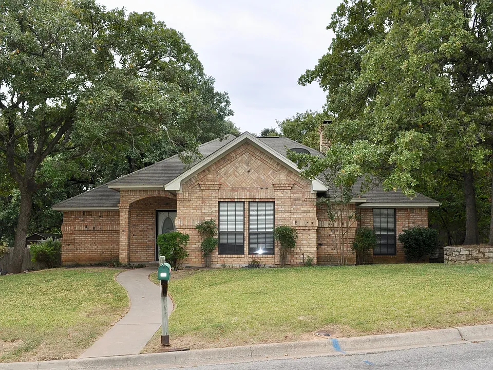 103 Kenshire Ct