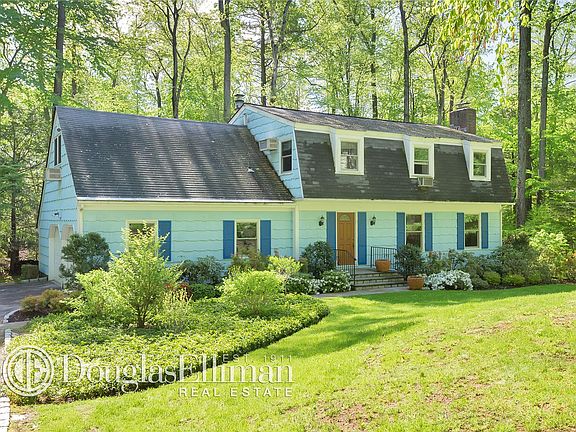 2nd image of 24 Gregory Ln