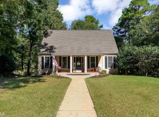 25 Inland Cir, Newnan, GA 30263