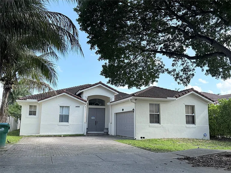 14918 SW 15th Ln — Photo 1