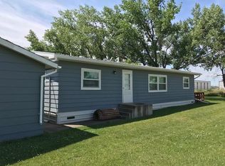 1024 Missouri St, Chinook, MT 59523