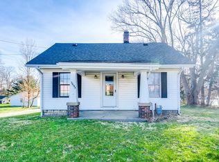 3693 Fishcreek Rd, Stow, OH 44224