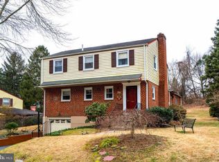 948 Cathedral Rd, Philadelphia, PA 19128