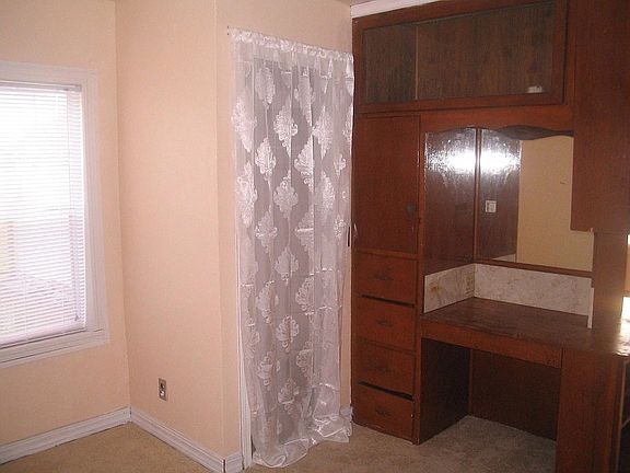 5th image of 500 SE 45th St