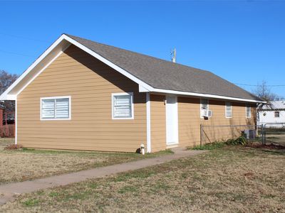 950 N Munday Ave, Munday, TX, 76371