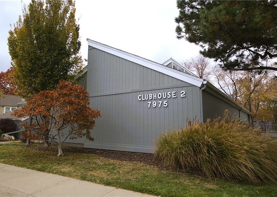 8024 Colony Ln, Lenexa, KS 66215 Zillow