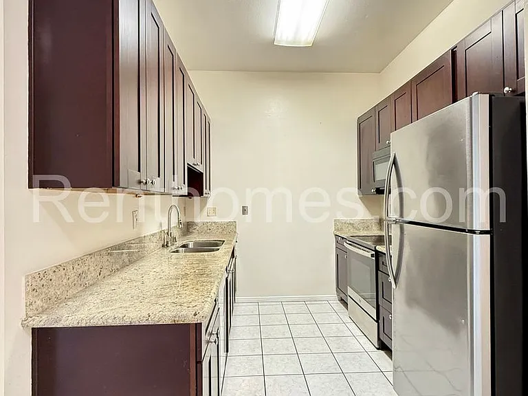 8320 Regents Rd #1H — Photo 8