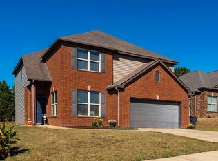 1261 Kensington Blvd, Calera, AL 35040