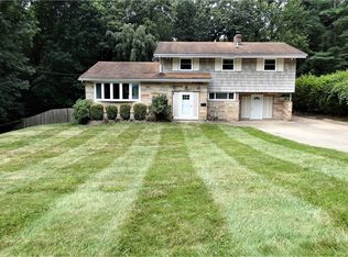 206 Coventry Rd, Marietta, OH 45750