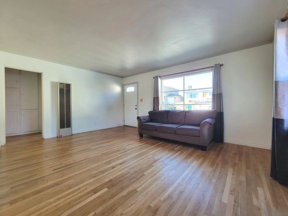 3rd image of 5963 Lauder St