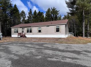 72 Needles Eye Rd, Lamoine, ME 04605