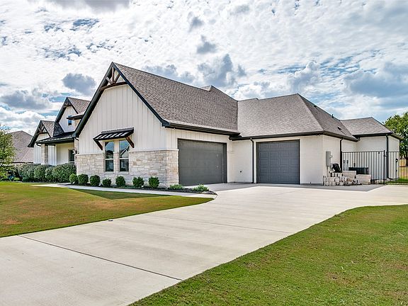 3rd image of 1025 Aledo Ridge Ct
