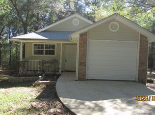 5933 Sandridge Dr, Crestview, FL 32539