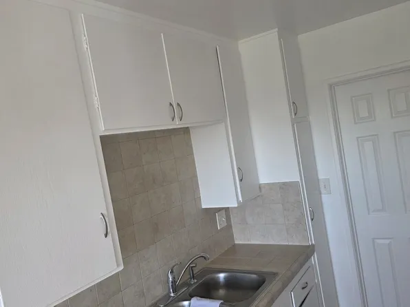 (undisclosed Address), San Diego, CA 92102