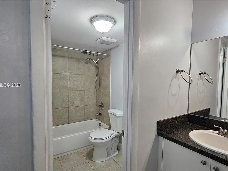 5800 SW 127th Ave #2103 — Photo 14