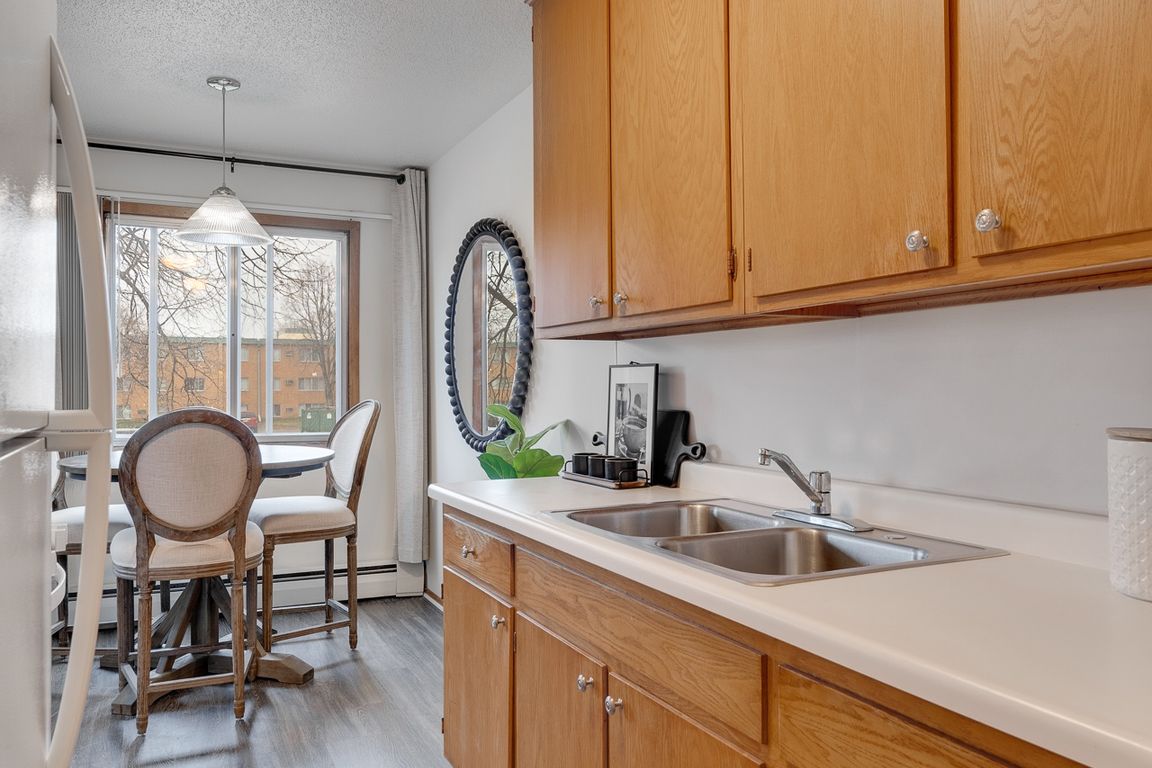Neutral Finishes with Decorative Wood Trim Work