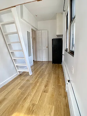 Rented by Bohemia Realty Group | media 11