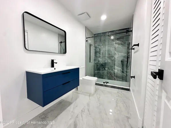 7984 Floral Dr, Weeki Wachee, FL 34607