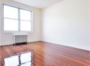284 Morsemere Ave, Yonkers, NY 10703